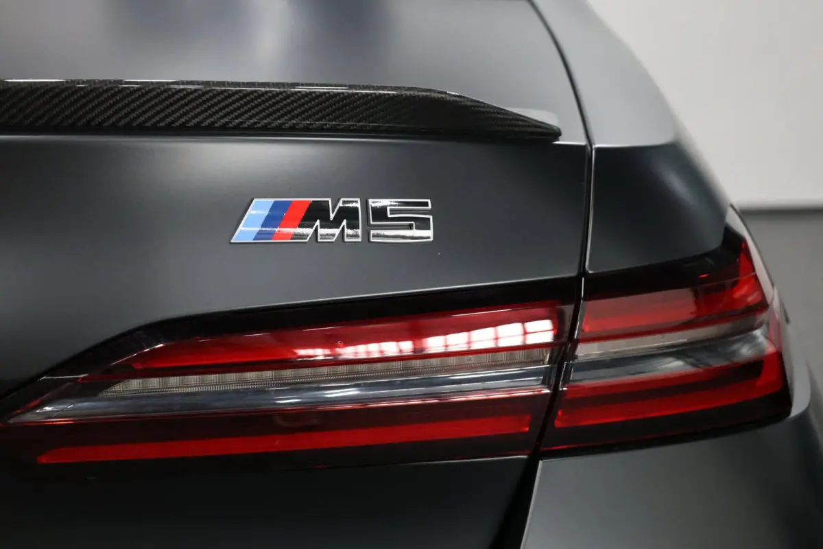 M5 1000+PK BTW/AKRAPOVIC/FULL PPF XPEL/KERAMISCH/CARBON M-PERFORMANCE/EVENTURI/B&W/PANO/HUD/F.GARANTIE