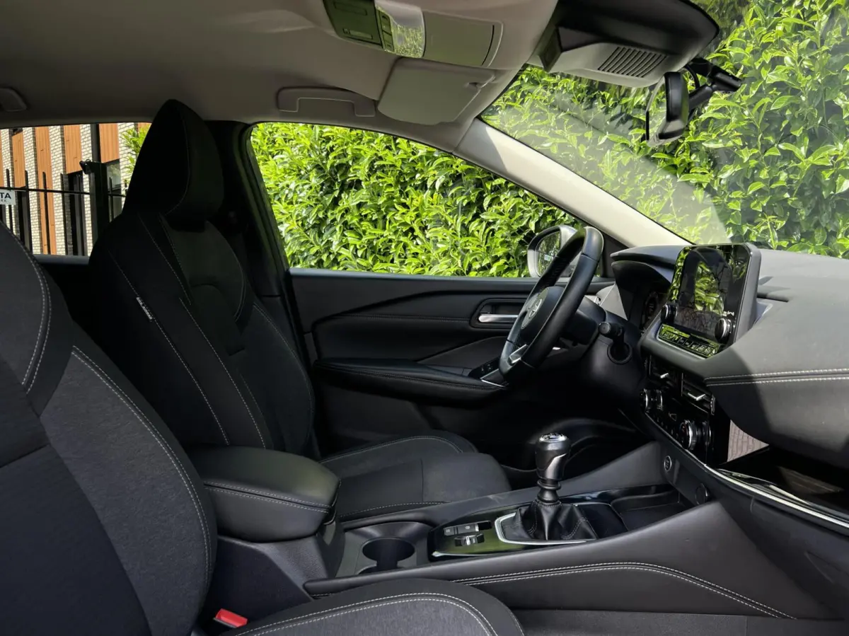 1.3 MHEV N-Connecta, NL AUTO, NAP LOGISCH, NAVIGATIE, CRUISE CONTROL, CLIMATE CONTROL, DODEHOEK, KEYLESS, LED, PDC, LICHTMETAAL 18"