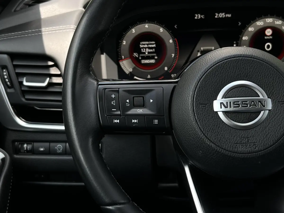1.3 MHEV N-Connecta, NL AUTO, NAP LOGISCH, NAVIGATIE, CRUISE CONTROL, CLIMATE CONTROL, DODEHOEK, KEYLESS, LED, PDC, LICHTMETAAL 18"