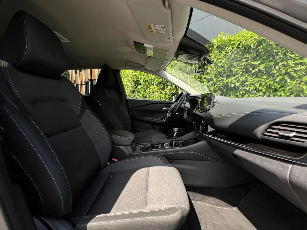 1.3 MHEV N-Connecta, NL AUTO, NAP LOGISCH, NAVIGATIE, CRUISE CONTROL, CLIMATE CONTROL, DODEHOEK, KEYLESS, LED, PDC, LICHTMETAAL 18"