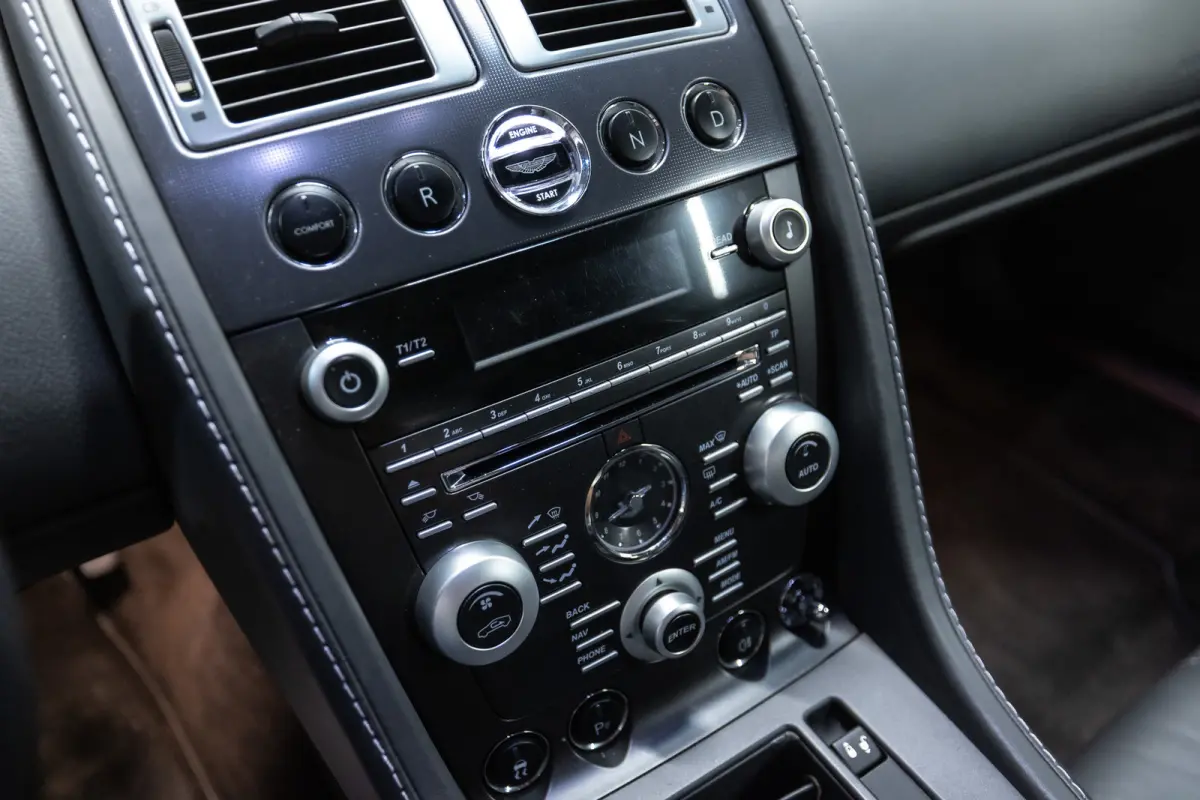 4.7 V8 Fiscale waarde € 12.000,- 4.7 V8