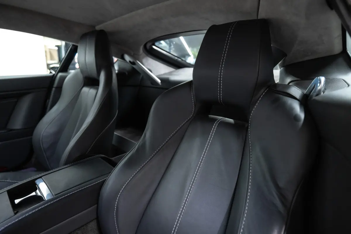 4.7 V8 Fiscale waarde € 12.000,- 4.7 V8
