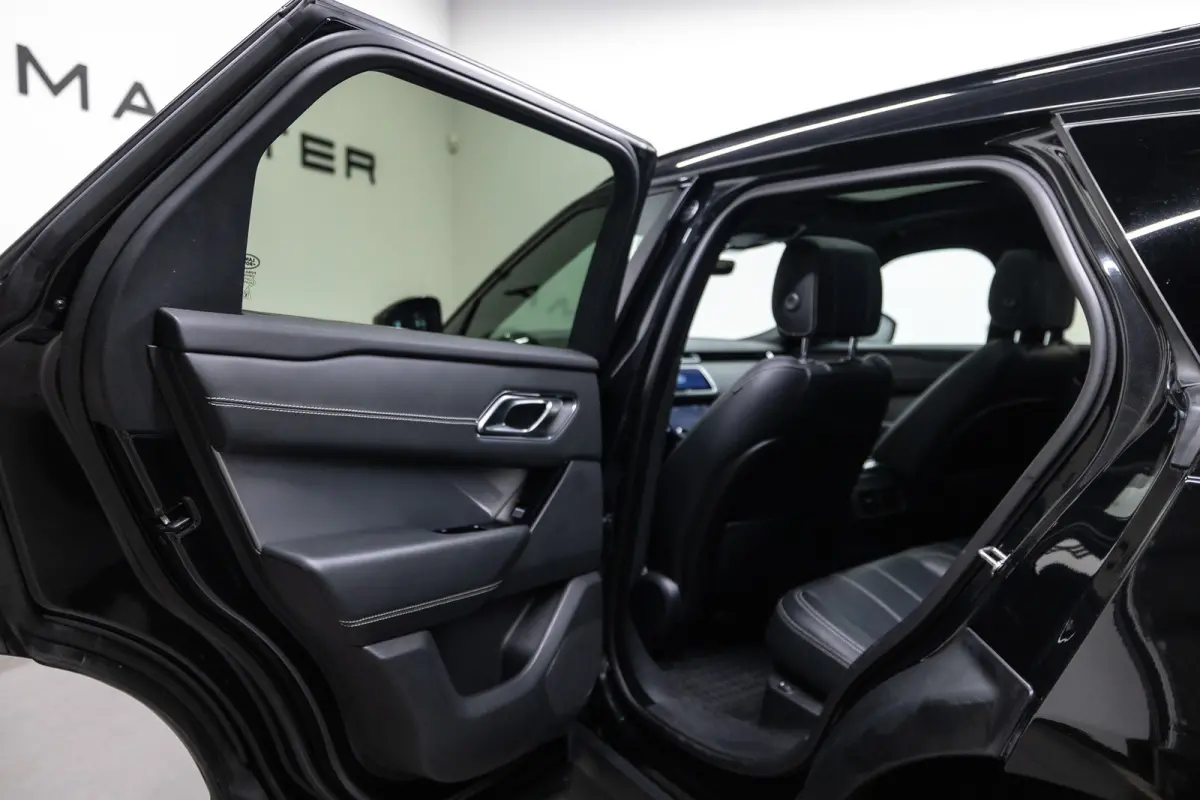 2.0 P250 Turbo AWD R-Dynamic