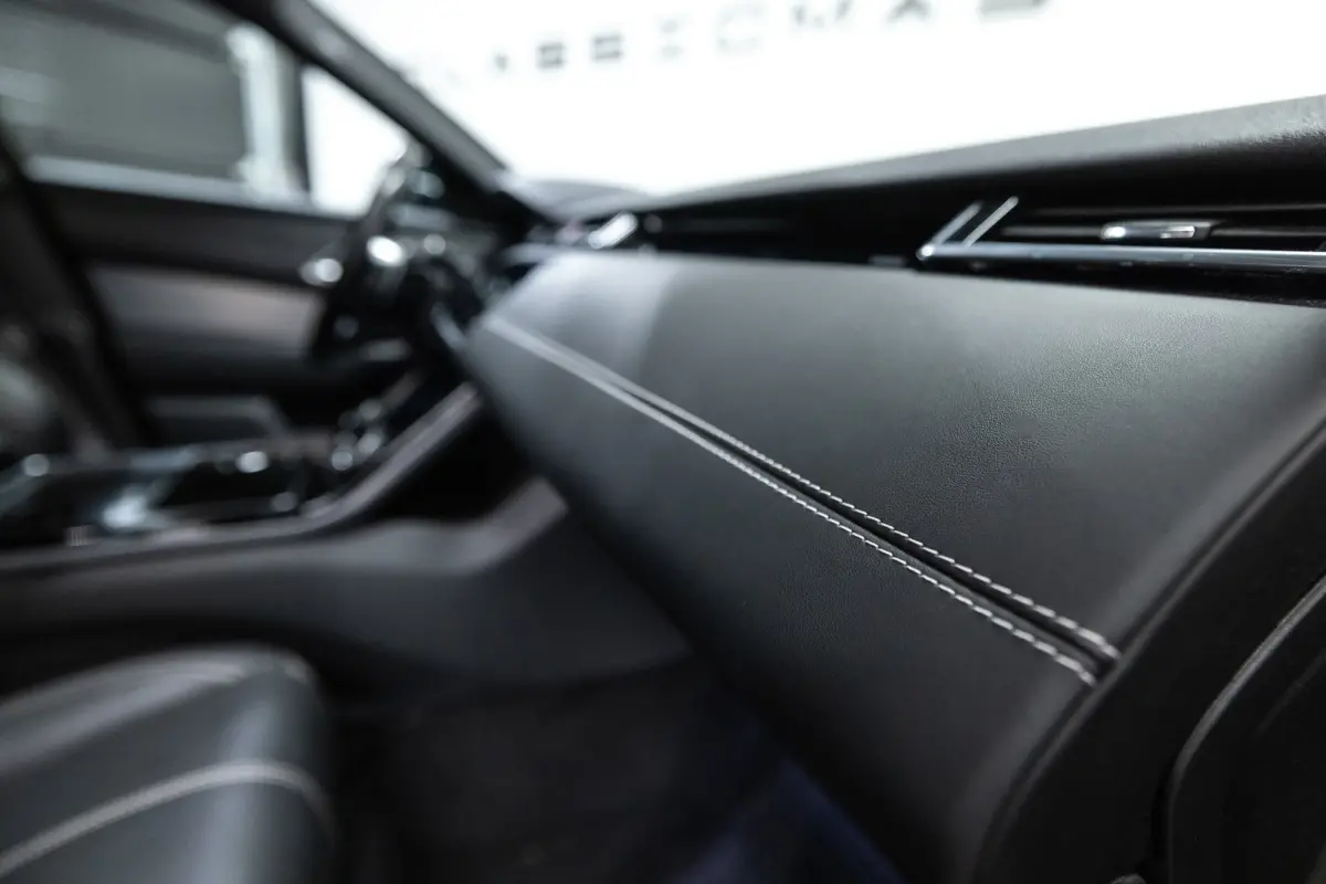 2.0 P250 Turbo AWD R-Dynamic
