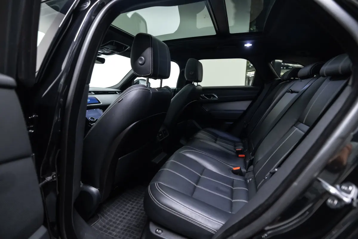 2.0 P250 Turbo AWD R-Dynamic
