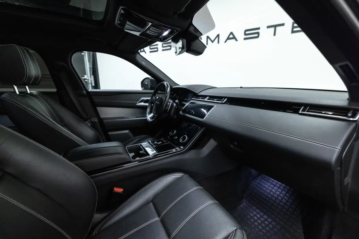 2.0 P250 Turbo AWD R-Dynamic