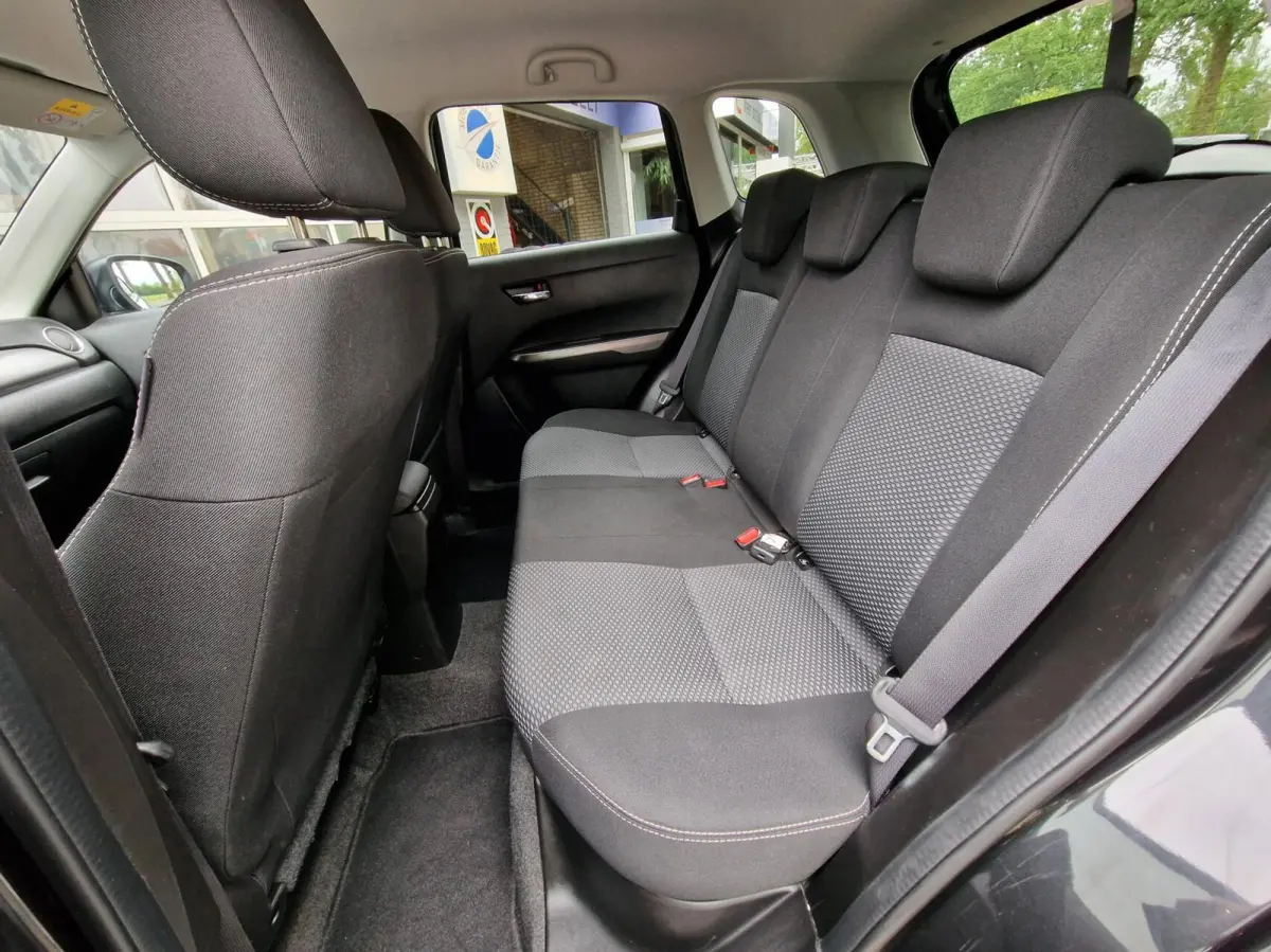 1.0 Boosterjet Select|automaat|Clima|Cruise|Navi|Camera|17-inch|