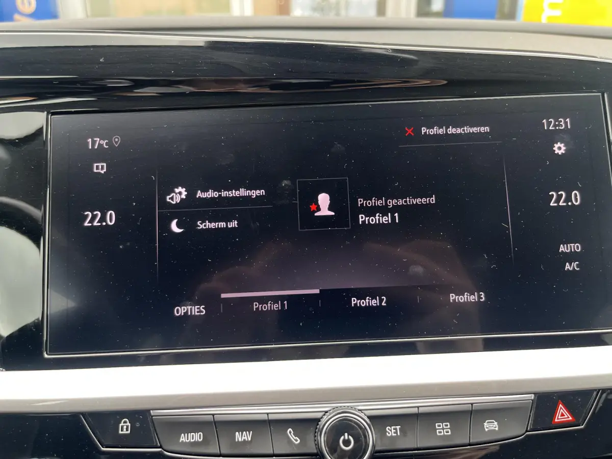 1.2 Turbo Business Elegance | Climate Control | Cruise Control | Achteruitrijcamera | Elektrisch Bedienbare Achterklep | Navigatie | Dodehoekdetectie | Apple Carplay/ Android Auto |