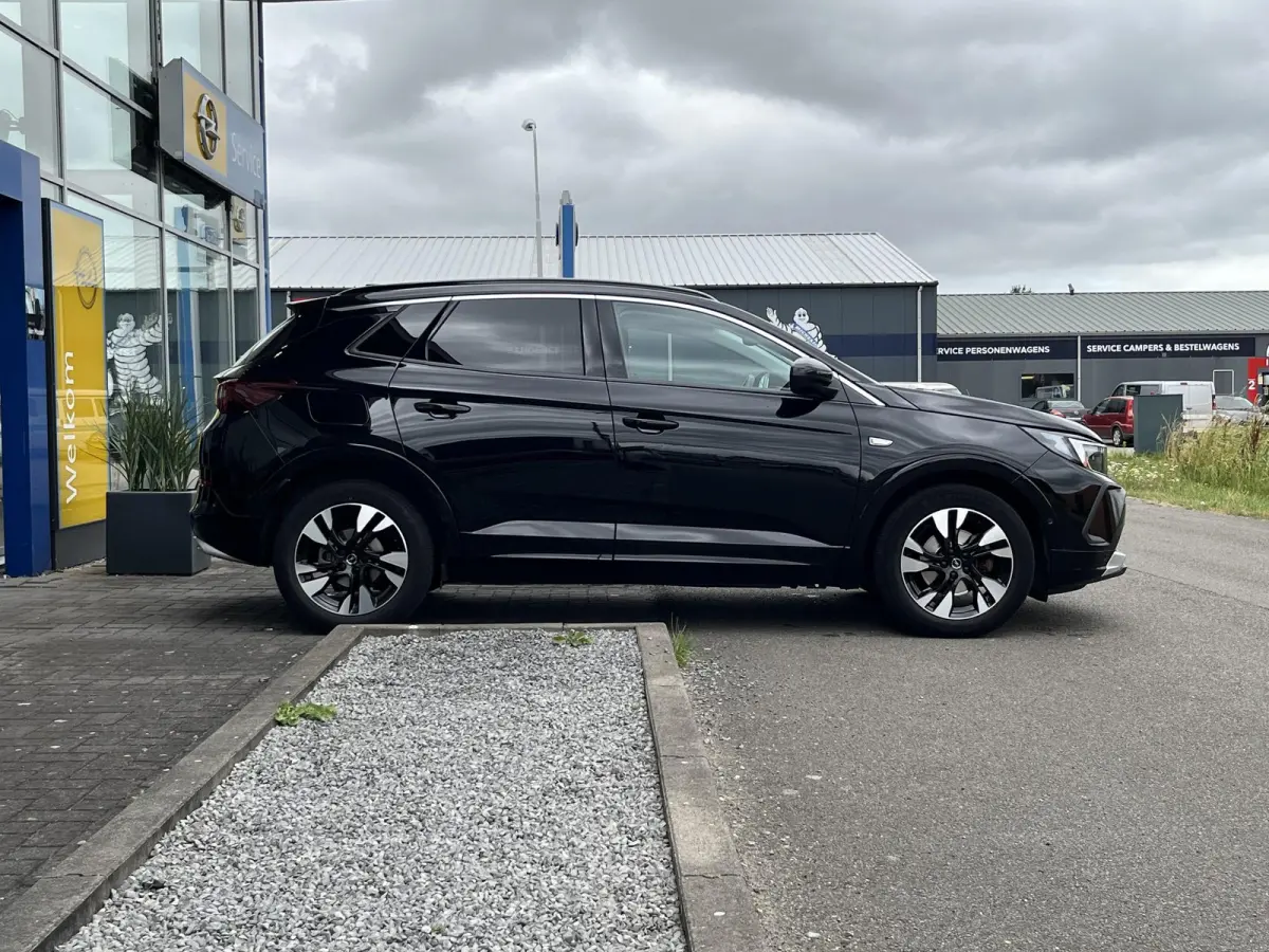 1.2 Turbo Business Elegance | Climate Control | Cruise Control | Achteruitrijcamera | Elektrisch Bedienbare Achterklep | Navigatie | Dodehoekdetectie | Apple Carplay/ Android Auto |