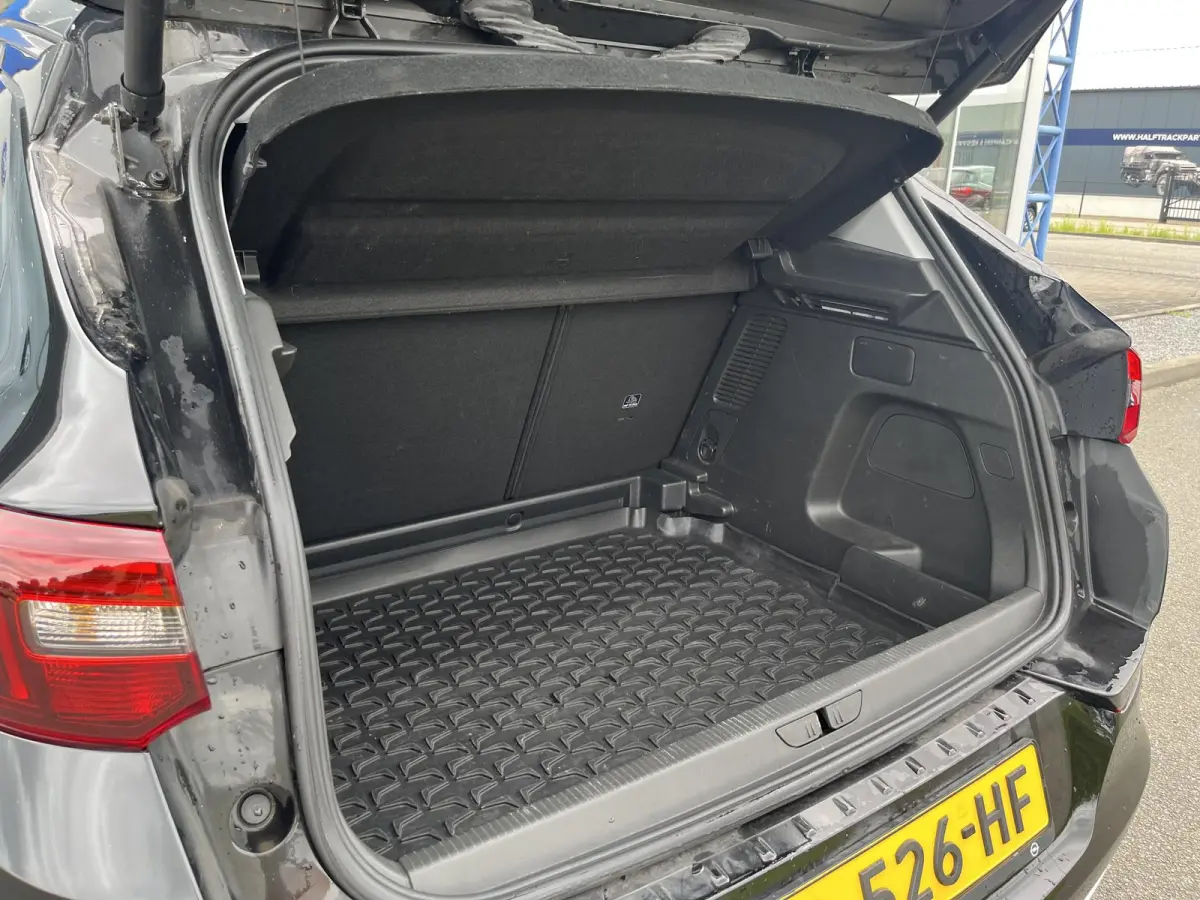 1.2 Turbo Business Elegance | Climate Control | Cruise Control | Achteruitrijcamera | Elektrisch Bedienbare Achterklep | Navigatie | Dodehoekdetectie | Apple Carplay/ Android Auto |