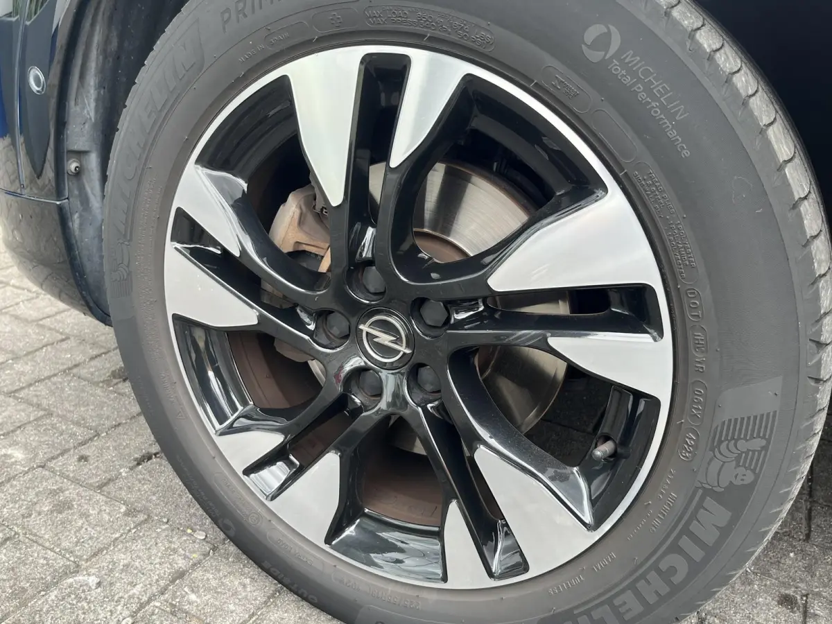 1.2 Turbo Business Elegance | Climate Control | Cruise Control | Achteruitrijcamera | Elektrisch Bedienbare Achterklep | Navigatie | Dodehoekdetectie | Apple Carplay/ Android Auto |