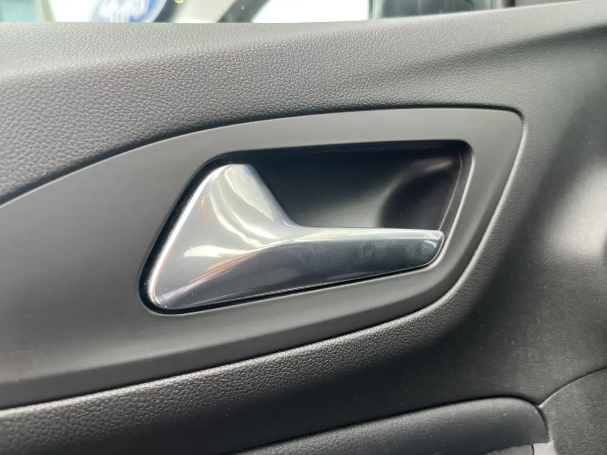 1.2 Turbo Business Elegance | Climate Control | Cruise Control | Achteruitrijcamera | Elektrisch Bedienbare Achterklep | Navigatie | Dodehoekdetectie | Apple Carplay/ Android Auto |