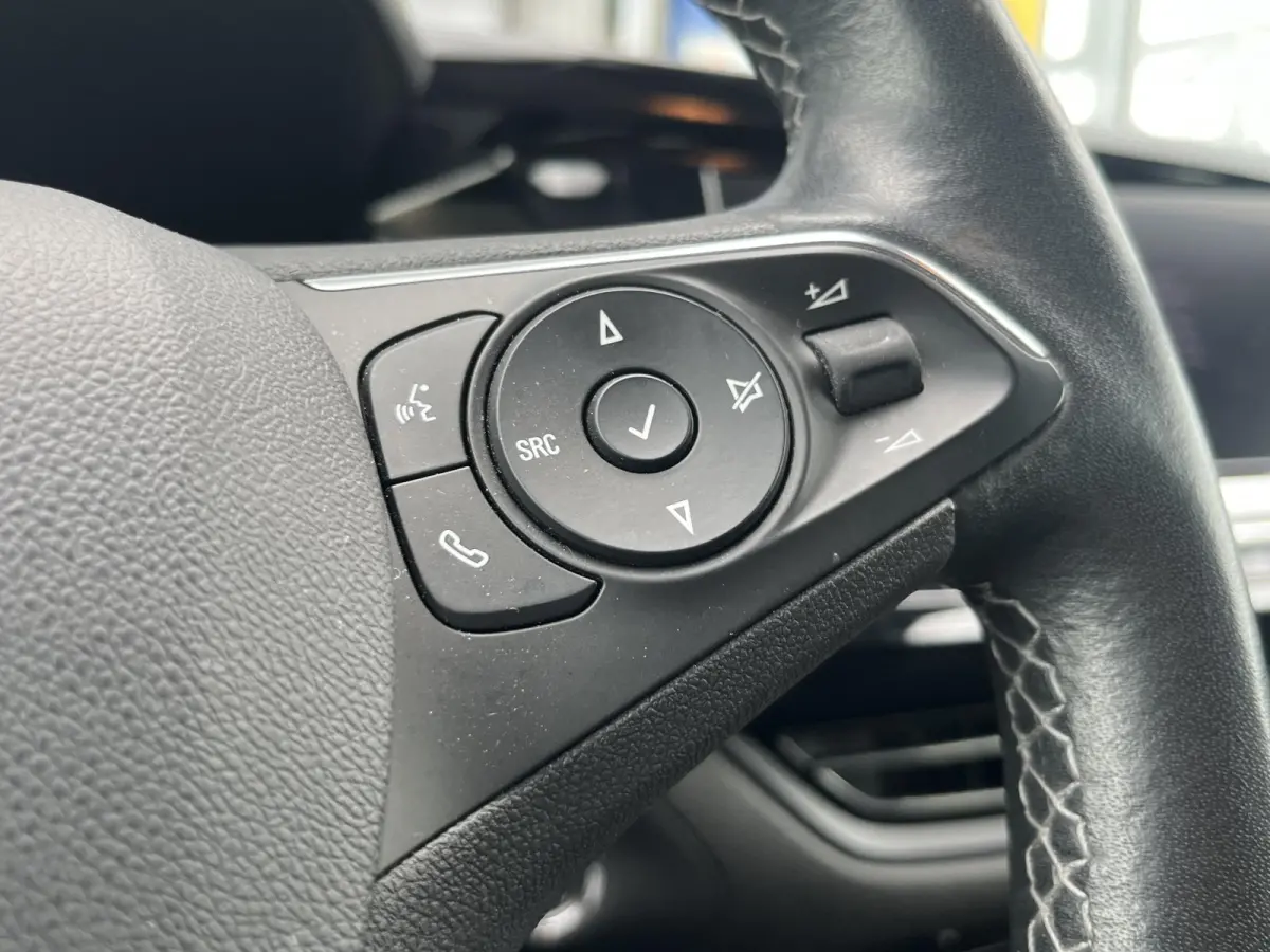 1.2 Turbo Business Elegance | Climate Control | Cruise Control | Achteruitrijcamera | Elektrisch Bedienbare Achterklep | Navigatie | Dodehoekdetectie | Apple Carplay/ Android Auto |