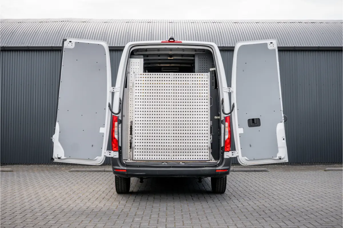 311 CDI RWD L2H2 | | Volledig Ingericht | Mbux | Camera | Climatronic