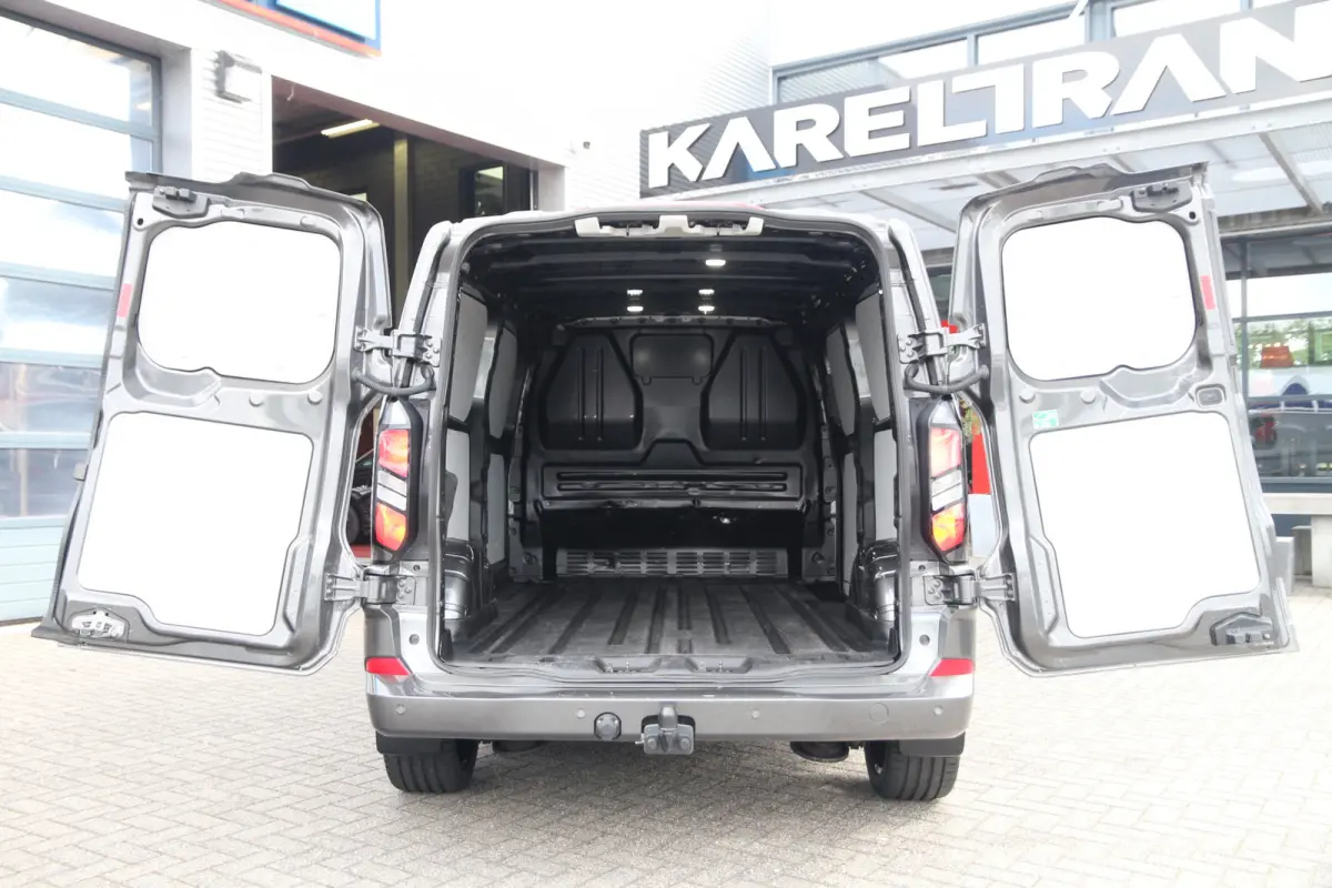 2.0 TDCI 136 | Limited | 2.5t trekgewicht | L2H1 | Navi | Clima..