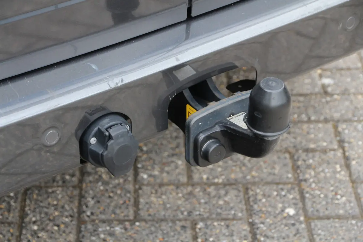2.0 TDCI 136 | Limited | 2.5t trekgewicht | L2H1 | Navi | Clima..