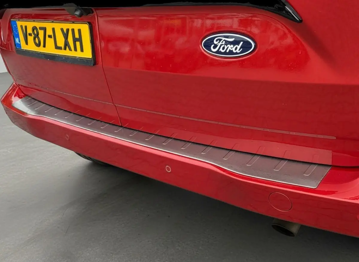 320 2.0TDCI L2H1 | Veel extra`s | Adaptive Cruise Control