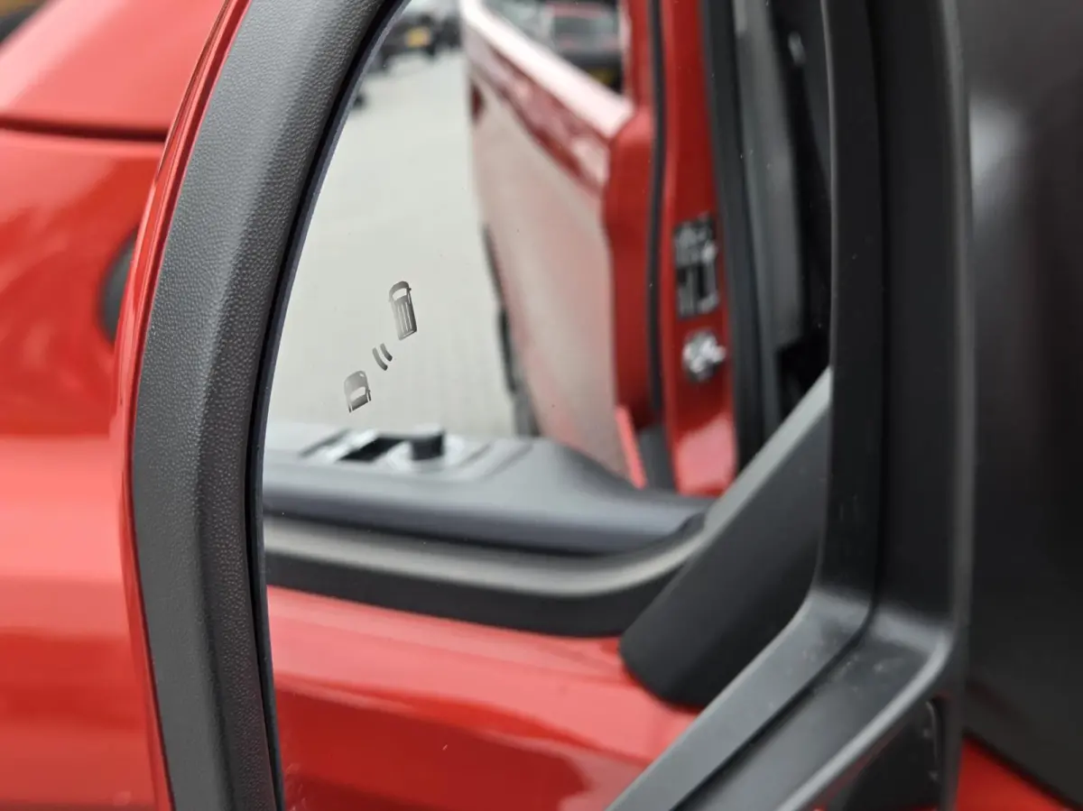 320 2.0TDCI L2H1 | Veel extra`s | Adaptive Cruise Control