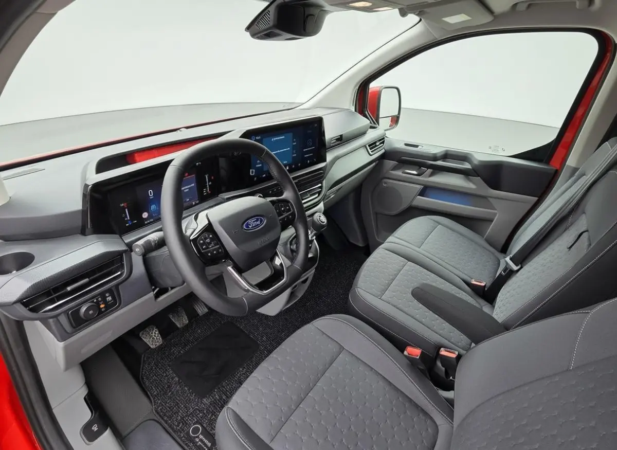 320 2.0TDCI L2H1 | Veel extra`s | Adaptive Cruise Control