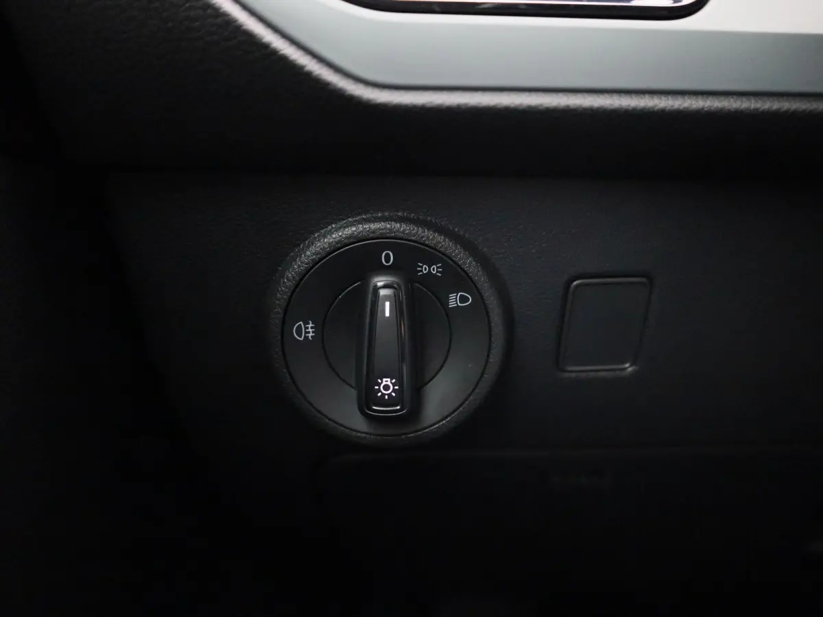 1.0 TSI Reference | Climate Control | Carplay | Parkeersensoren |