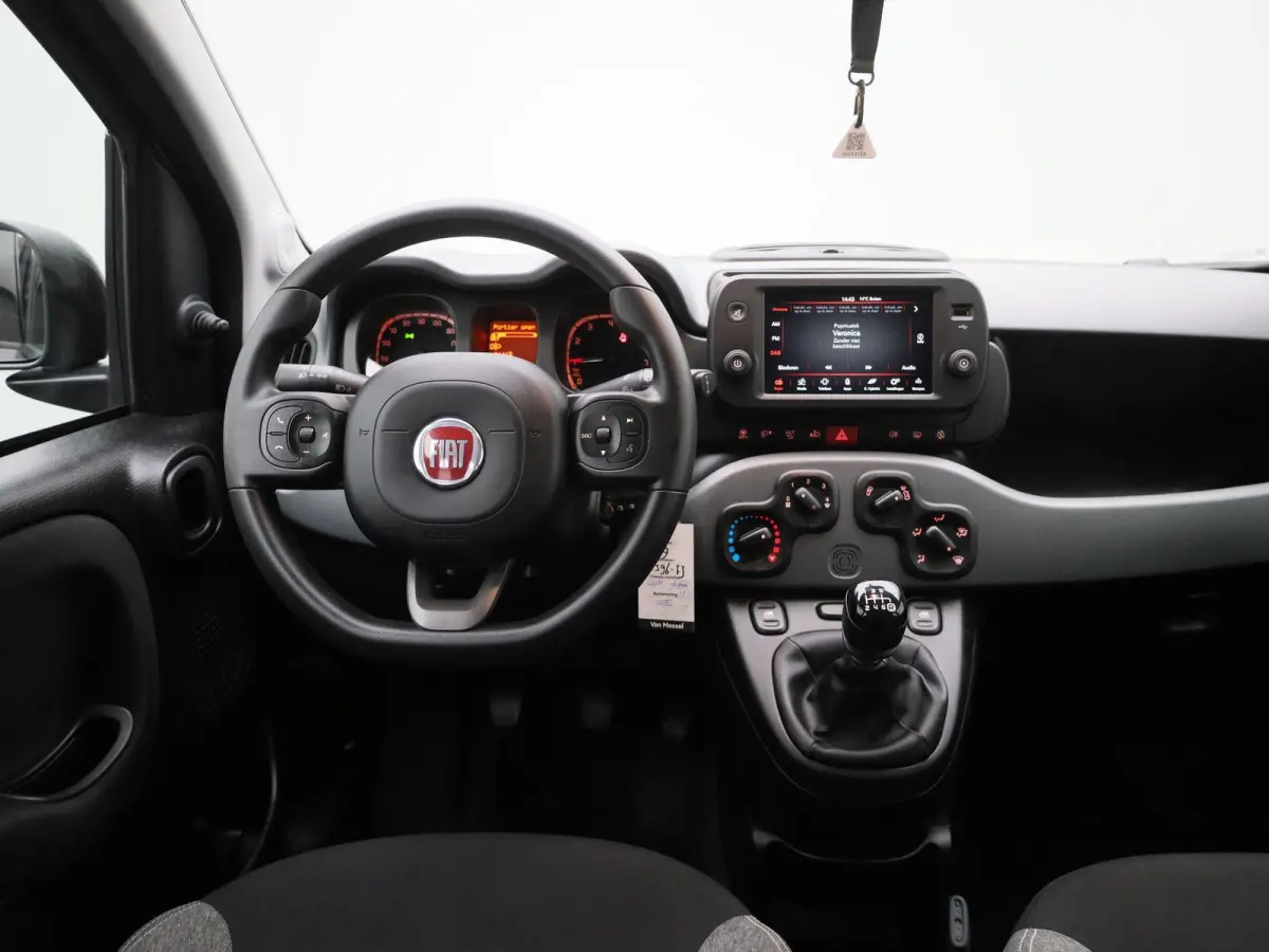 1.0 Hybrid City Life | Apple Carplay / Android Auto | Airco | Cruise Control | Bluetooth | DAB |