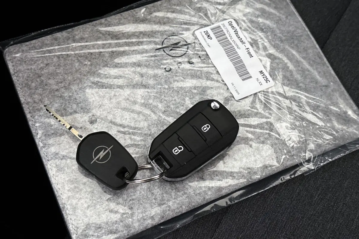 1.2 Turbo Hybrid Edition 7 Jaar garantie / Snel leverbaar /  Nieuw