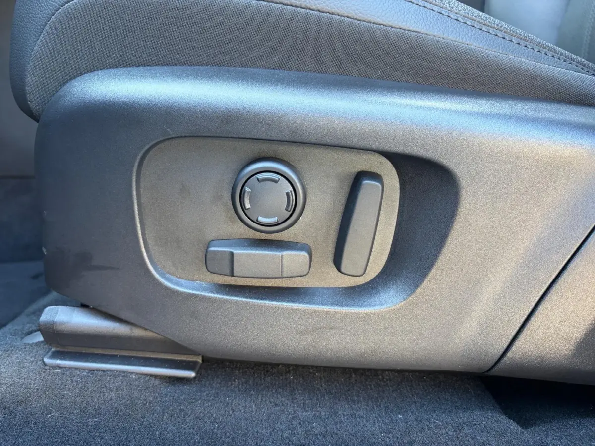 1.5 P270e PHEV AWD SE Dynamic Edition | Black Pack | Keramische coating | Panoramadak | Meridian audio-installatie | Elektrisch verstelbare stoelen incl. geheugenfunctie | 3D camera | Apple/