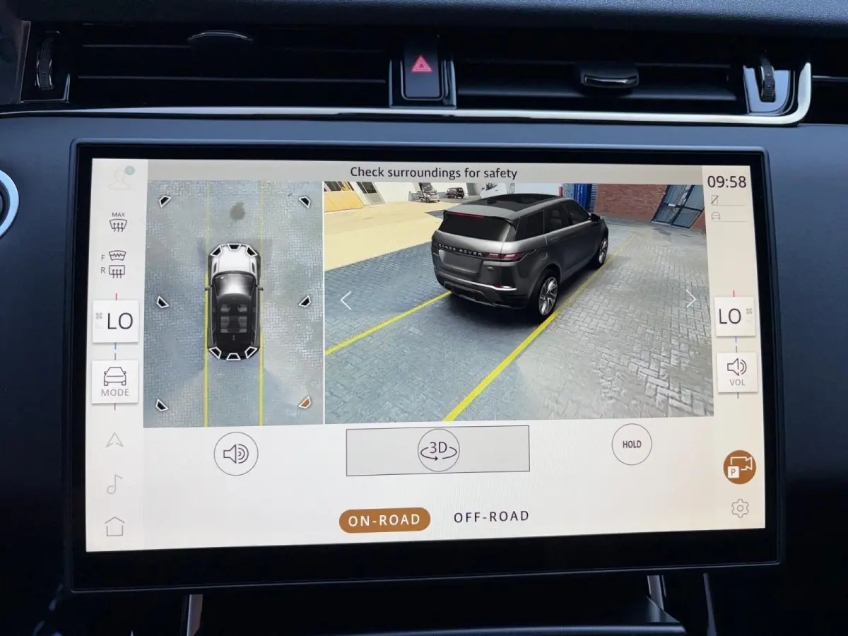 1.5 P270e PHEV AWD SE Dynamic Edition | Black Pack | Keramische coating | Panoramadak | Meridian audio-installatie | Elektrisch verstelbare stoelen incl. geheugenfunctie | 3D camera | Apple/
