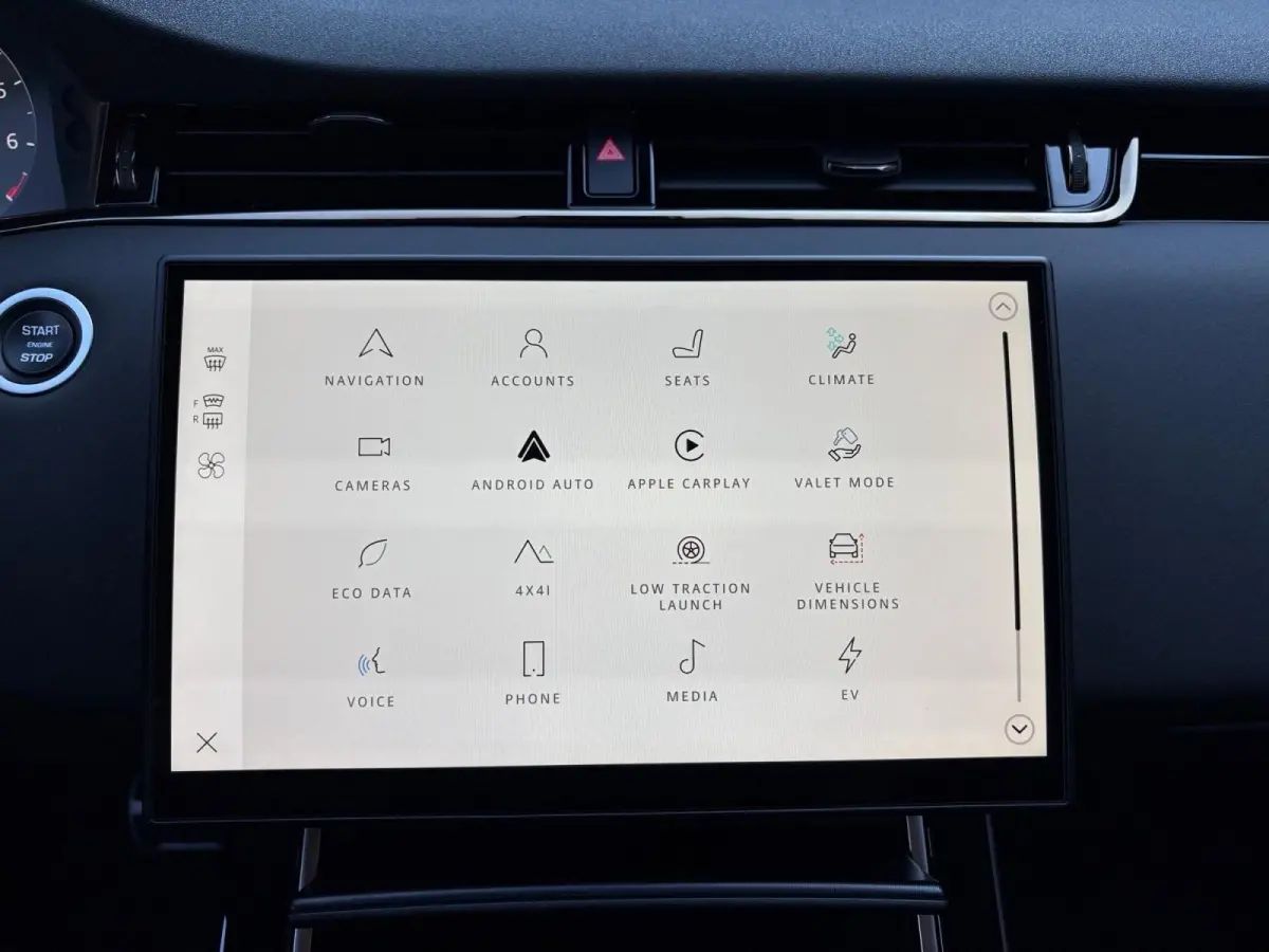 1.5 P270e PHEV AWD SE Dynamic Edition | Black Pack | Keramische coating | Panoramadak | Meridian audio-installatie | Elektrisch verstelbare stoelen incl. geheugenfunctie | 3D camera | Apple/