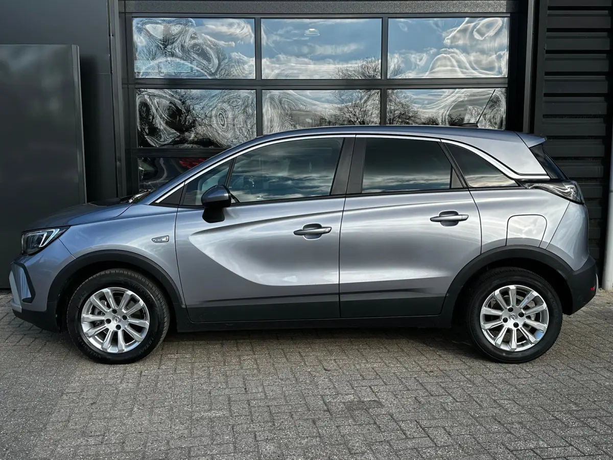 1.2 110 PK Turbo Elegance | NAVIGATIE + APPLE CARPLAY/ANDROID AUTO| CAMERA + PARKEERSENSOREN V+A| AGR-COMFORTSTOELEN| DODEHOEK DETECTIE| DAB| LED|