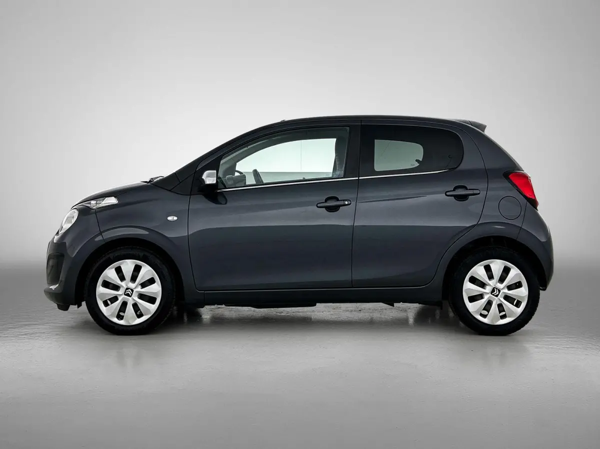 1.0 VTi Feel 72 PK | Airco | Camera | Privacy glass | DAB | Apple carplay | Android auto |