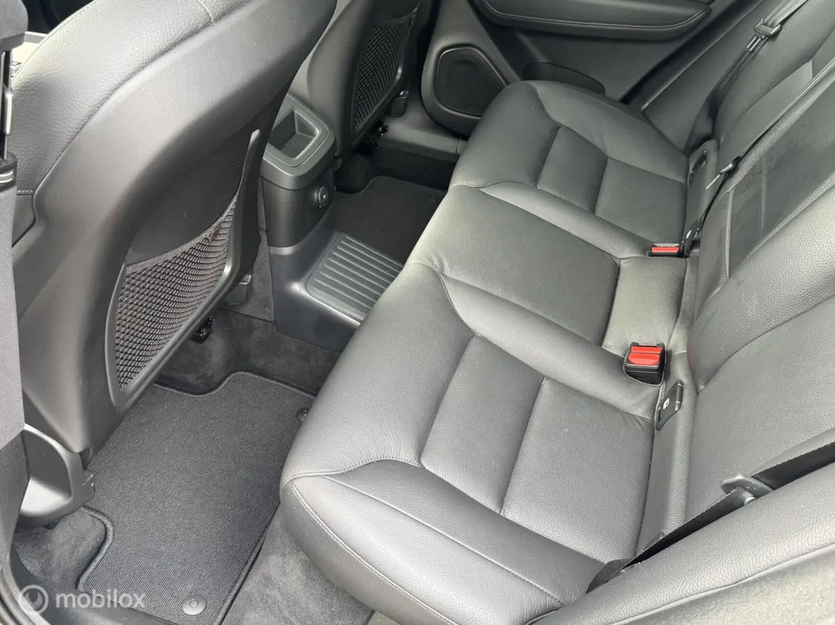 2.0 T6 Plug-in hybrid AWD Inscription