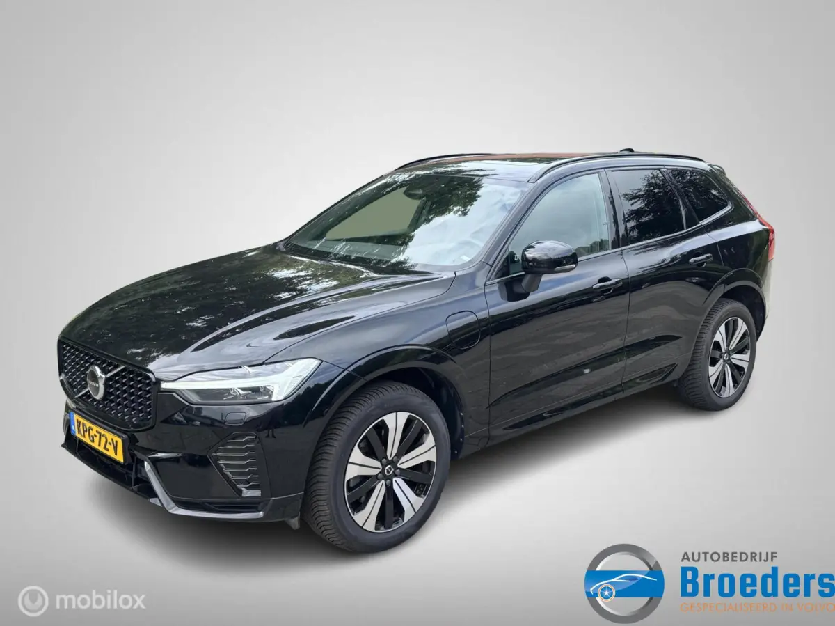 2.0 T6 Plug-in hybrid AWD Plus Dark