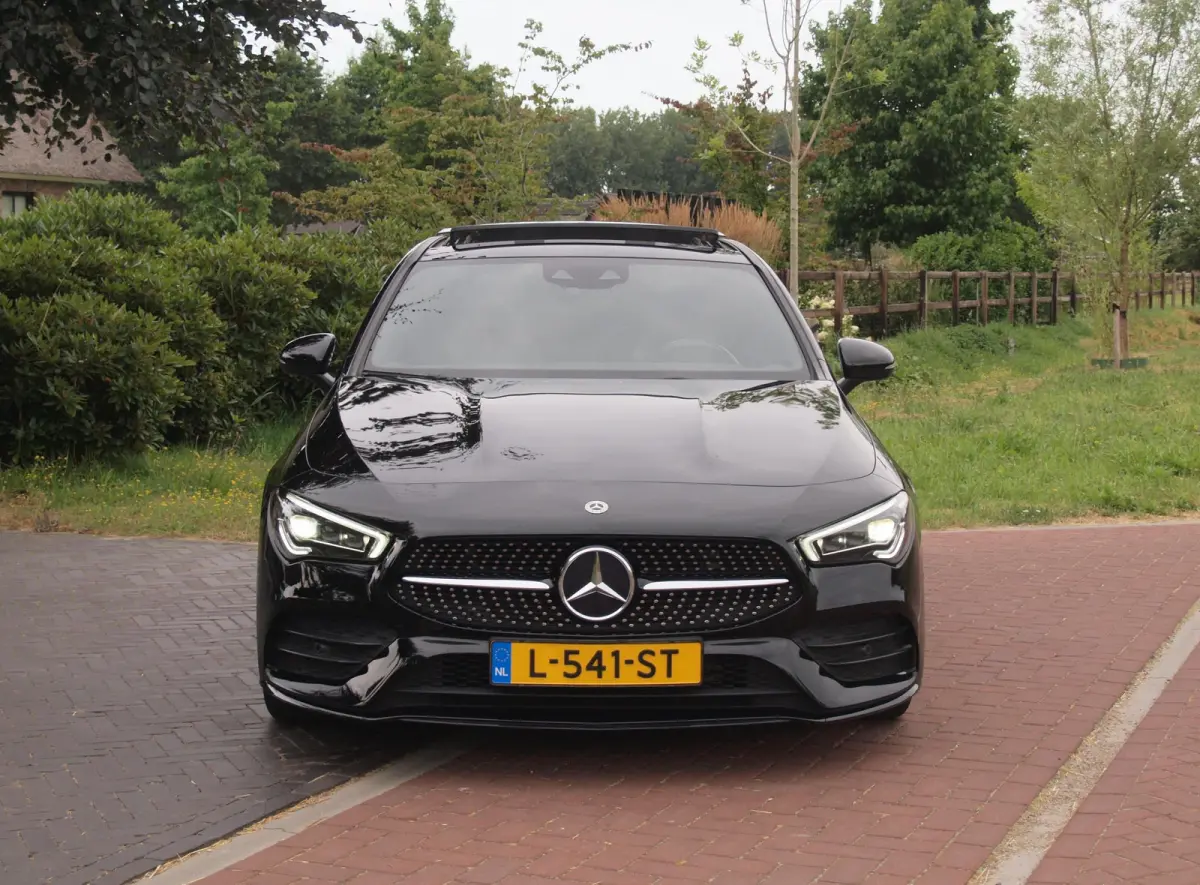 200 Business Solution AMG | Panoramadak | Burmester | Camera | Apple Carplay | Sfeerverlichting |