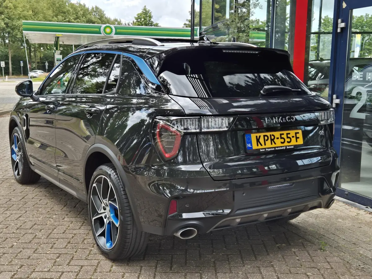 1.5 | SOH 94,41% | Zwarte hemel | Navigatie | Apple Carplay | Parkeersensoren + Camera | Cruise Control | Licht metalen velgen