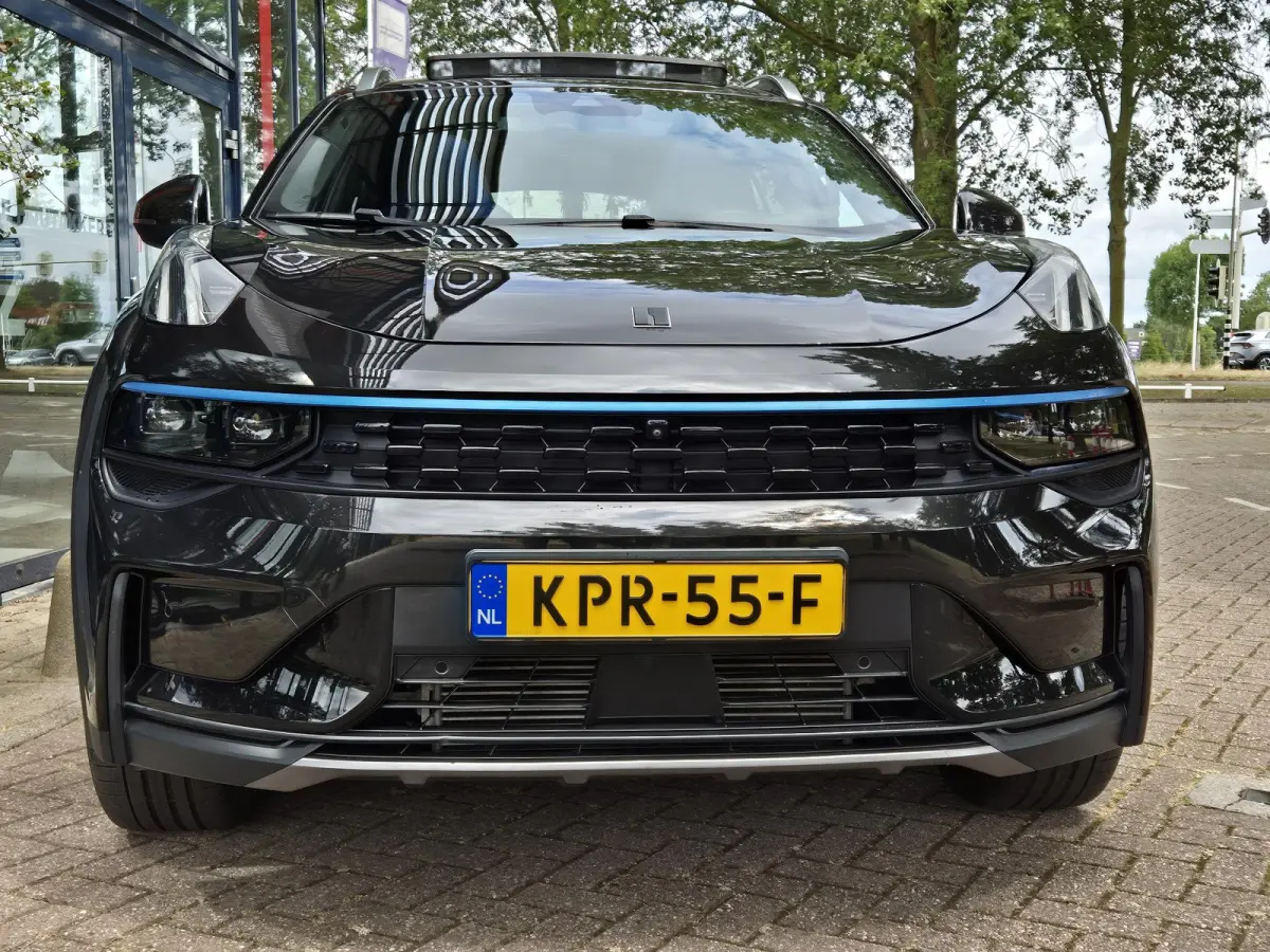 1.5 | SOH 94,41% | Zwarte hemel | Navigatie | Apple Carplay | Parkeersensoren + Camera | Cruise Control | Licht metalen velgen