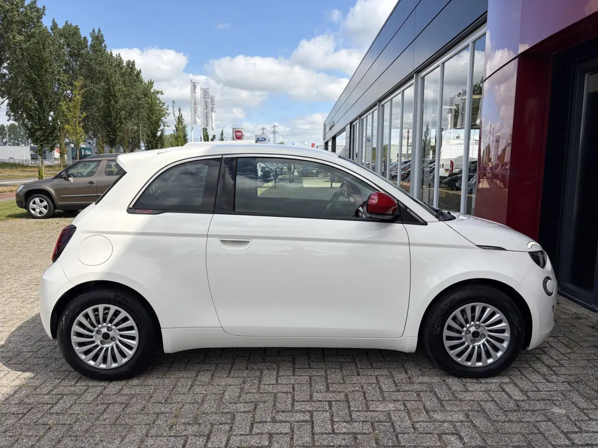 RED 24 kWh | Climate Control | Navigatie | Apple/Android CarPlay