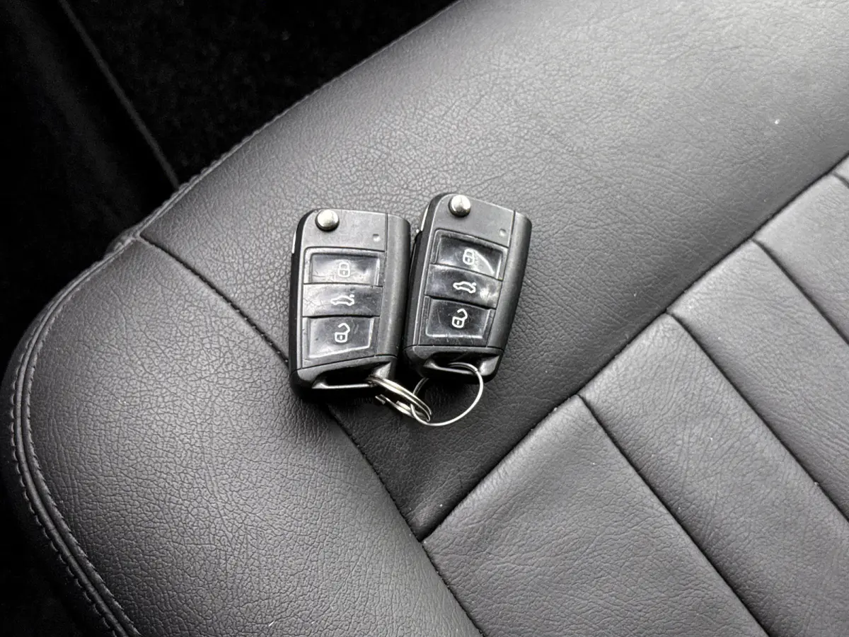 2.0 TDI L2 30 Bulli Virtual cockpit Schuifdeur L+R Navigatie Trekhaak Adaptieve cruise control