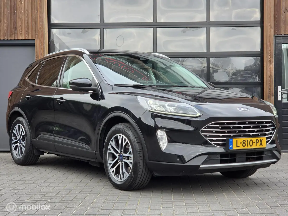 2.5 PHEV TITANIUM X CAMERA CARPLAY STOELVERWARMING