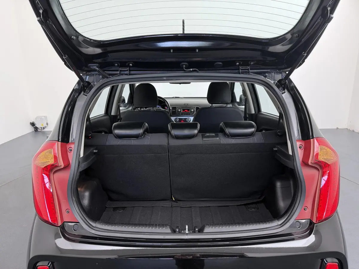 1.2 CVVT DynamicLine | Climate Control | Cruise Control | Lichtmetalen Velgen |
