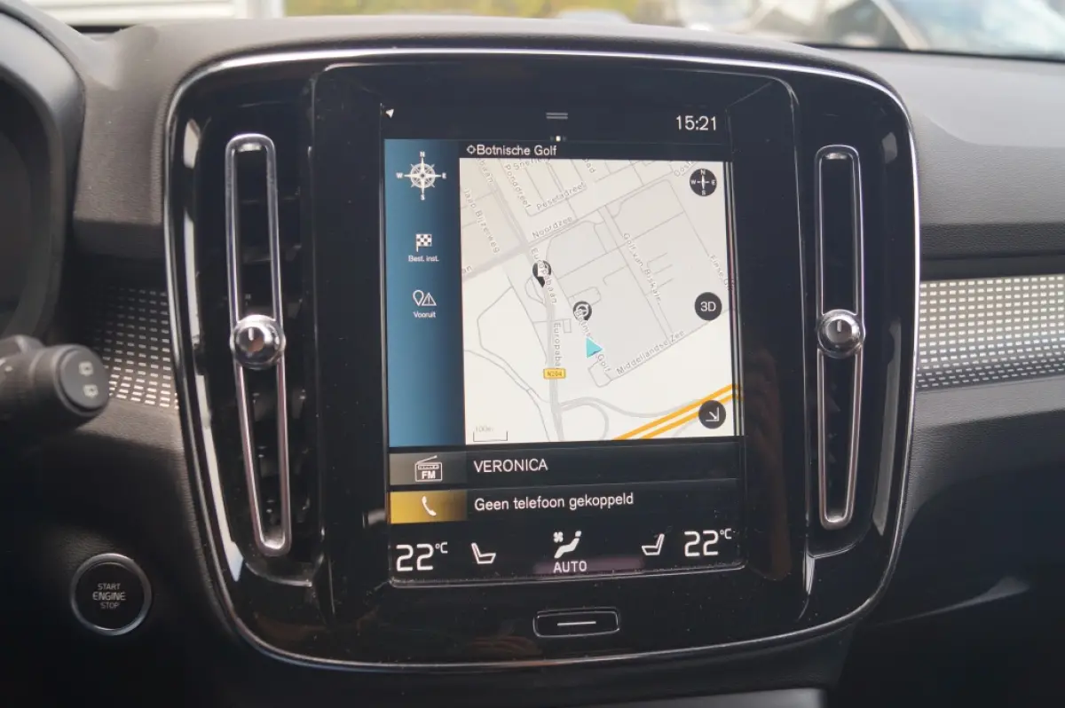 1.5 T4 R-Design -NAVI-ECC-CAM-LED-