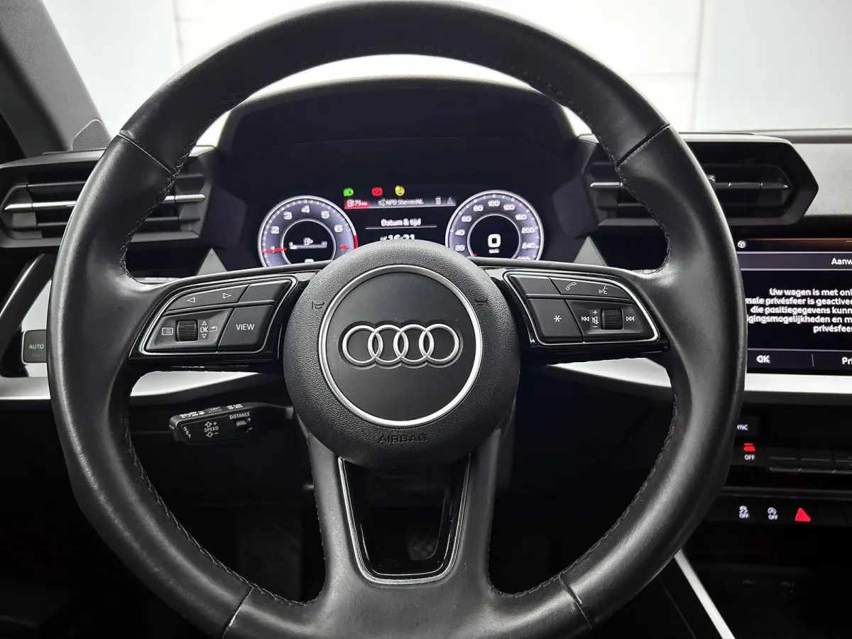 30 TFSI Advanced edition 110 PK | Automaat | Navigatie | Climate Control | Cruise Control | Parkeersensoren achter | Apple Carplay |