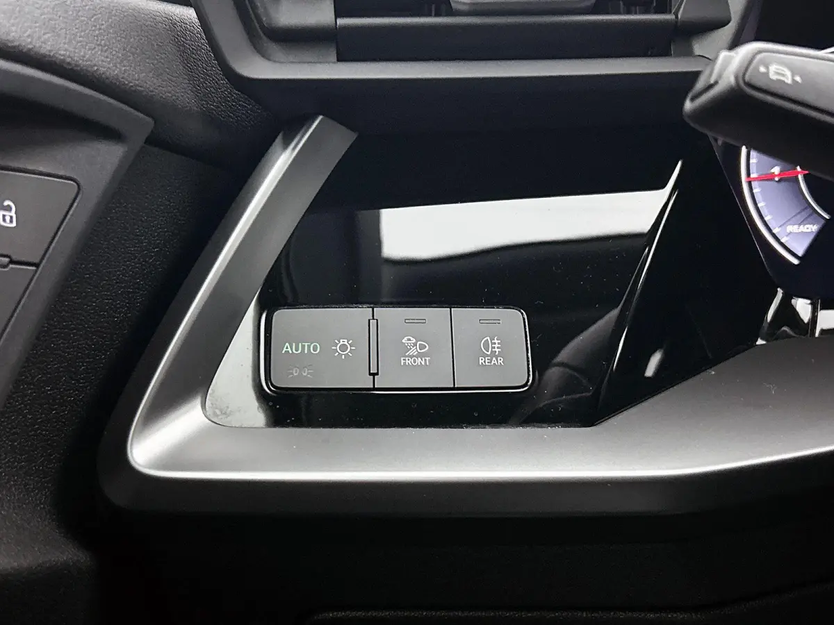 30 TFSI Advanced edition 110 PK | Automaat | Navigatie | Climate Control | Cruise Control | Parkeersensoren achter | Apple Carplay |