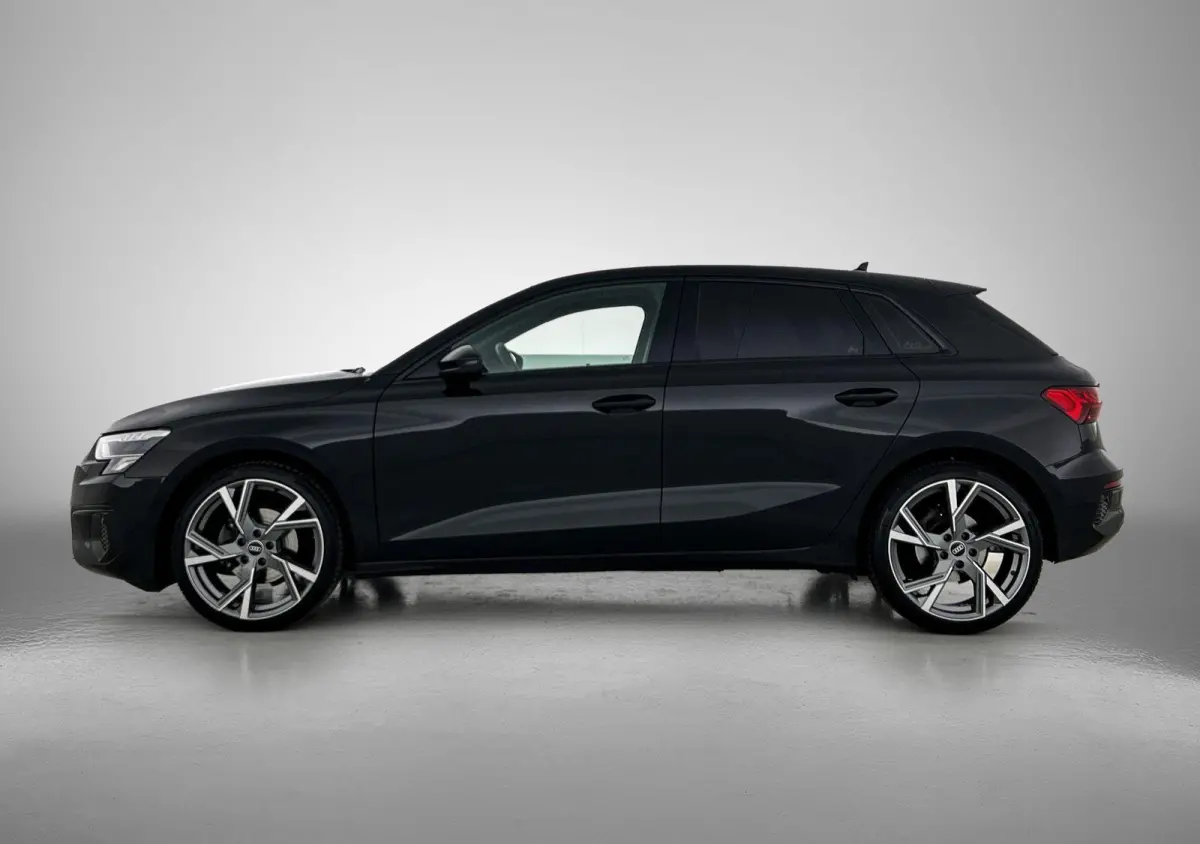30 TFSI Advanced edition 110 PK | Automaat | Navigatie | Climate Control | Cruise Control | Parkeersensoren achter | Apple Carplay |