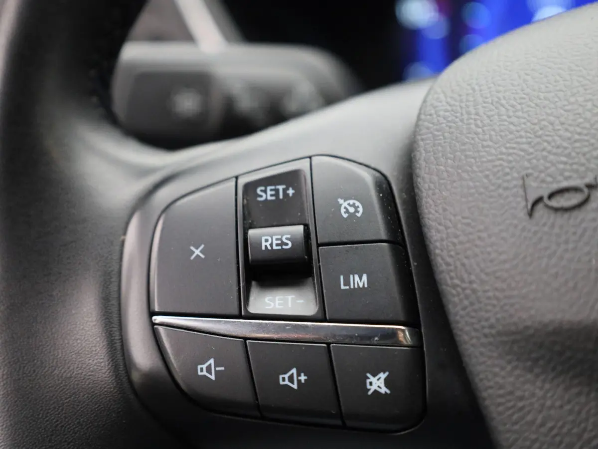 2.5 PHEV Titanium | Climate Control | Cruise Control | Achteruitrijcamera | Winterpakket | Apple Carplay/Android Auto |