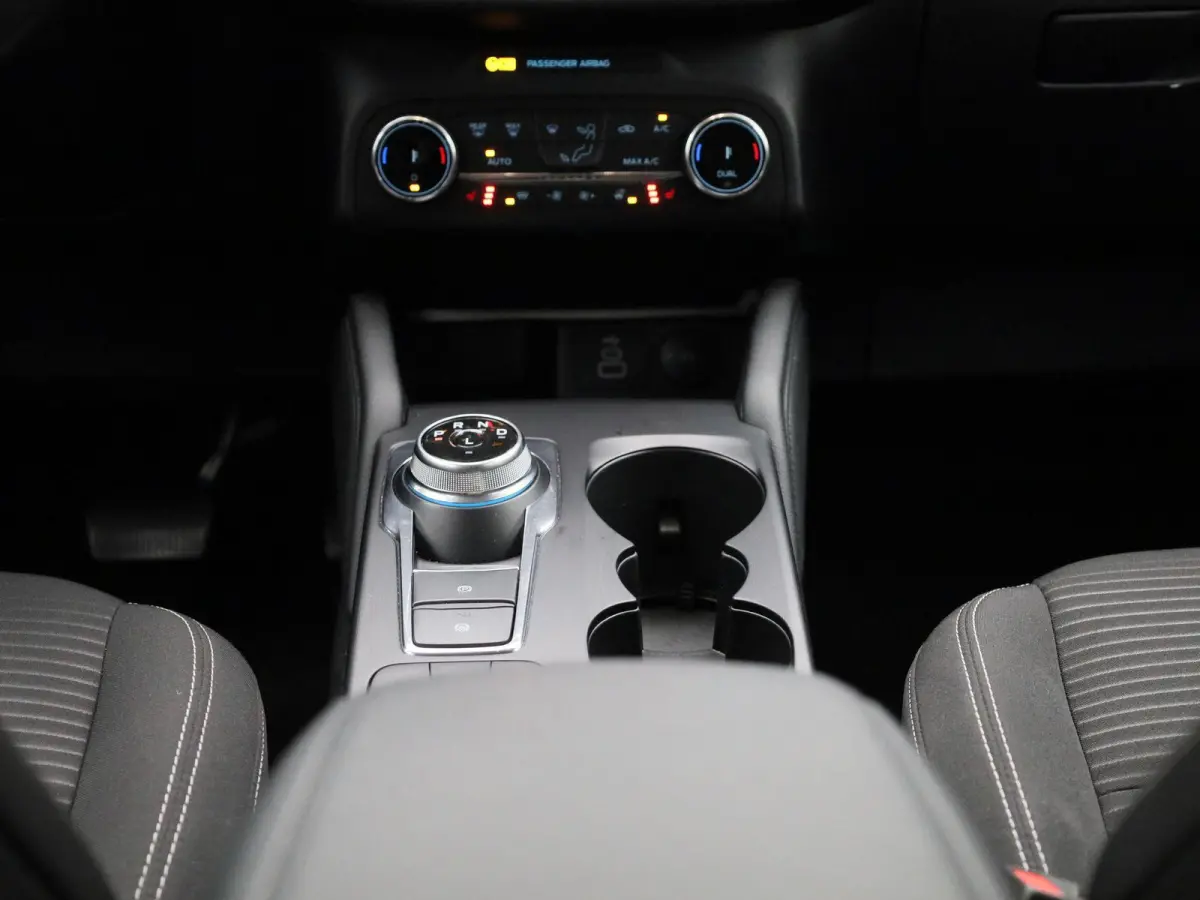 2.5 PHEV Titanium | Climate Control | Cruise Control | Achteruitrijcamera | Winterpakket | Apple Carplay/Android Auto |