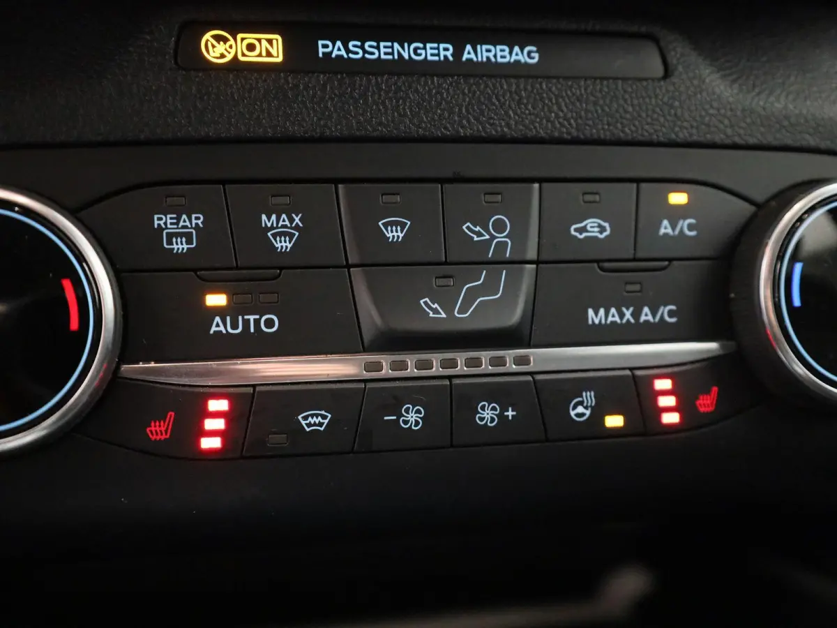 2.5 PHEV Titanium | Climate Control | Cruise Control | Achteruitrijcamera | Winterpakket | Apple Carplay/Android Auto |