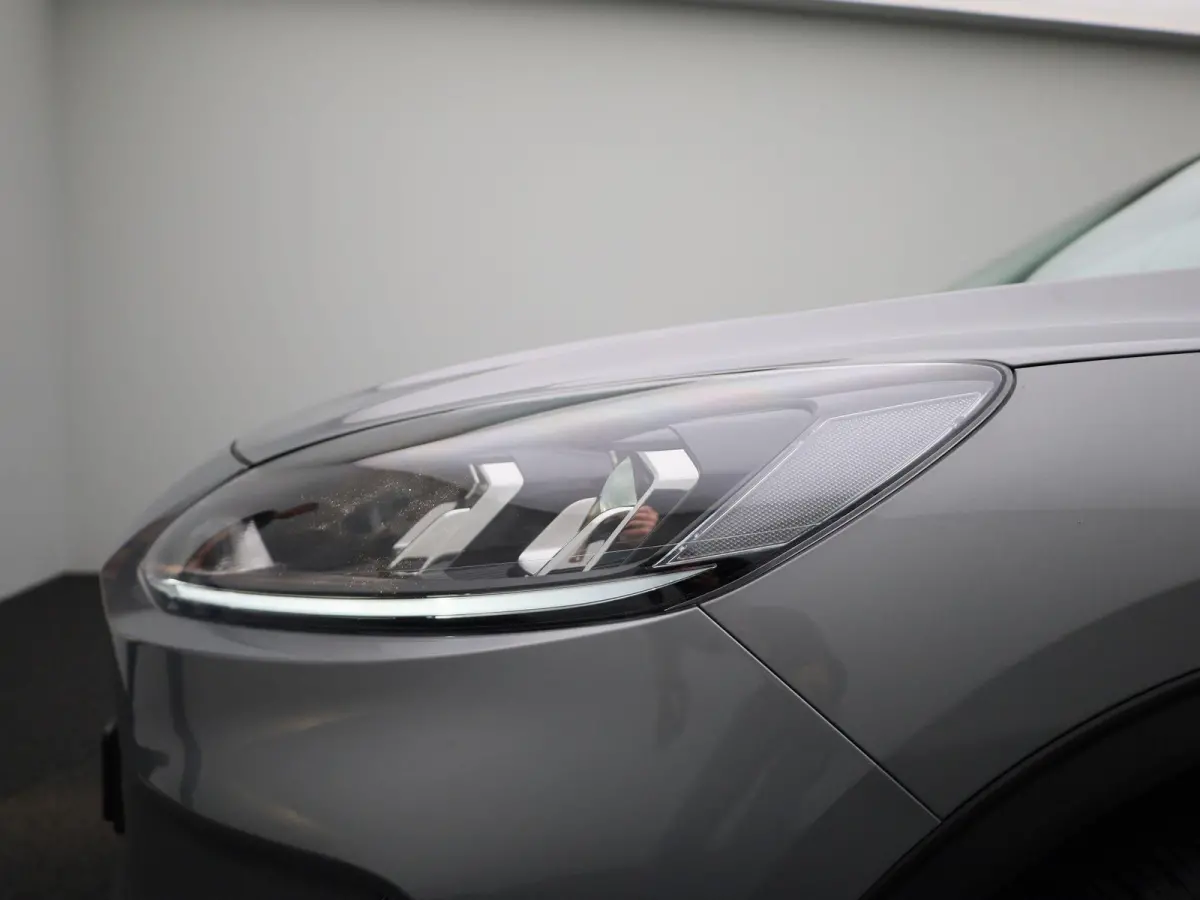 2.5 PHEV Titanium | Climate Control | Cruise Control | Achteruitrijcamera | Winterpakket | Apple Carplay/Android Auto |