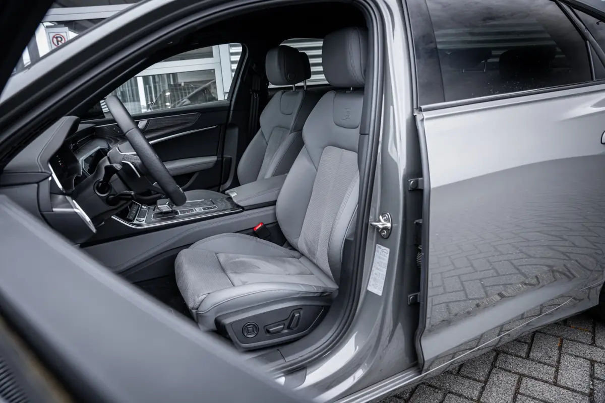 50 TFSI e quattro S edition Competition | Achteruitrijcamera | Apple Carplay/Android Auto|telefoonintegratie premium | Audio installatie premium