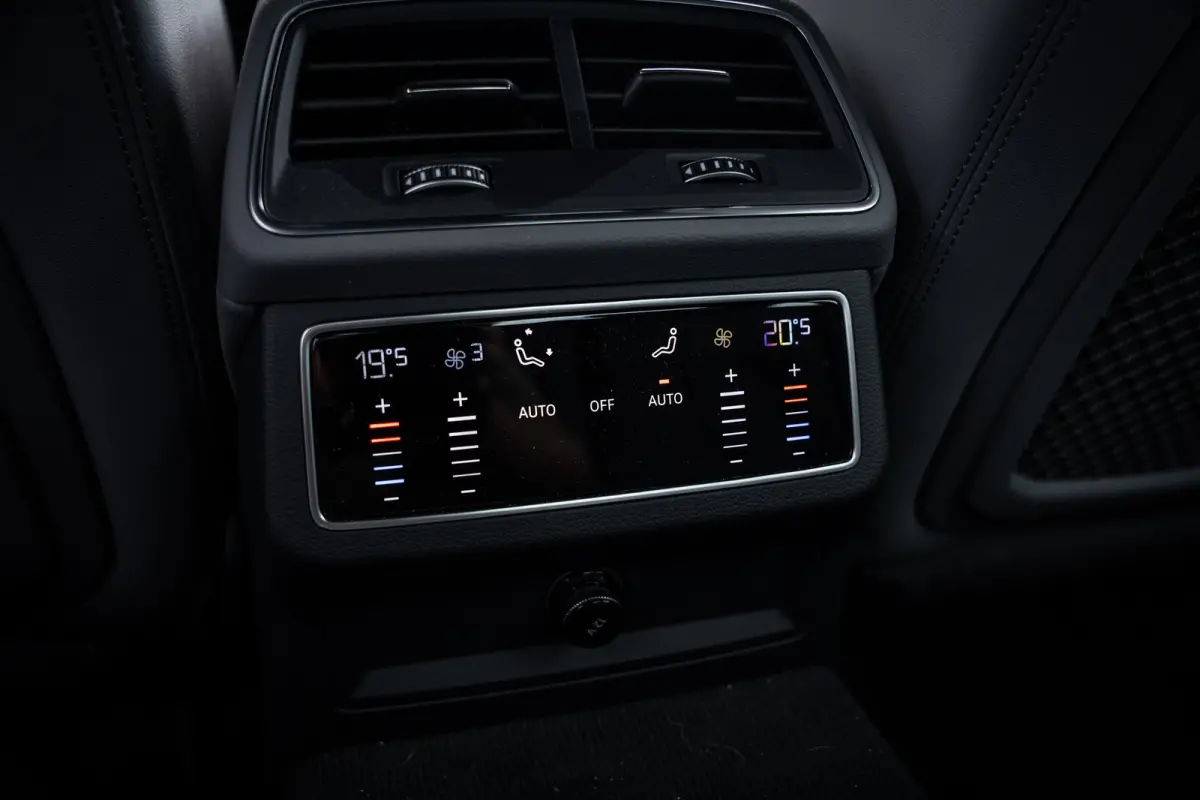 50 TFSI e quattro S edition Competition | Achteruitrijcamera | Apple Carplay/Android Auto|telefoonintegratie premium | Audio installatie premium